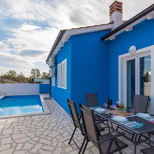 Blue Holiday House With Private Pool Nova Vas (Porec) Exterior photo