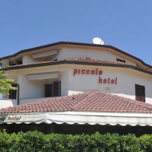 Piccolo Hotel Castiglione della Pescaia Exterior photo