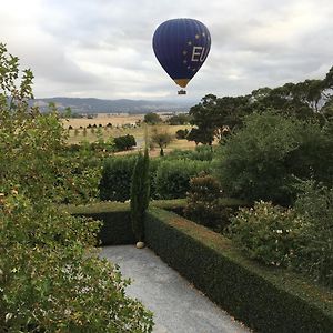 The Gatehouse At Villa Raedward Yarra Glen Exterior photo