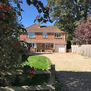 Barnfield Bed And Breakfast Downton (Wiltshire) Exterior photo