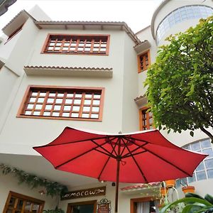 Hostal Macaw Guayaquil Exterior photo