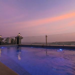 Hill Top Luxury Villa - 3 Bhk || Infinity Pool Mapuçá Exterior photo