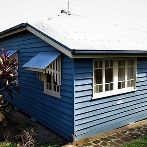 The Blue House Yungaburra Exterior photo