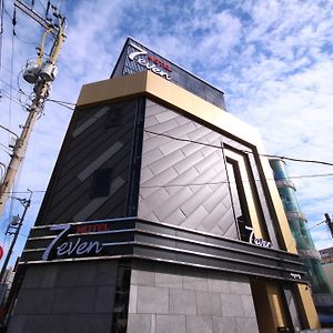 Seven Motel Busan Exterior photo