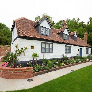 The Dog And Badger Marlow (Buckinghamshire) Exterior photo