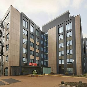 Corendon Urban Amsterdam Schiphol Airport Hotel Badhoevedorp Exterior photo