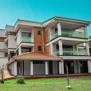 Emmaus Guesthouse Kampala Exterior photo