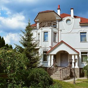 Bortnichi House Kyiv Exterior photo