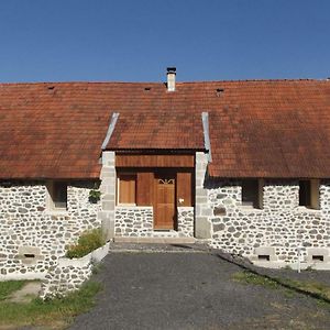 Le Bon Air Est Dans Le Pre Champagnac (Auvergne) Exterior photo