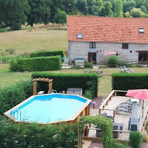 Rustic And Spacious Converted Barn Isigny-le-Buat Exterior photo