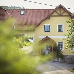 Gaestehaus Gnant Winten (Wienerwald) Exterior photo