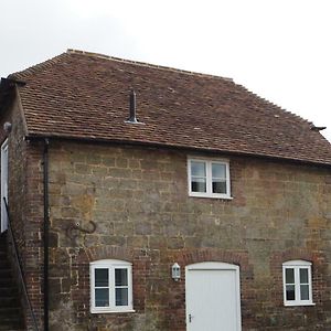 Hayloft Pulborough Exterior photo