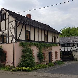 Hommes Haus Herschbroich Exterior photo