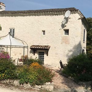 Bergerie Le Vieux Manoir Valeilles Exterior photo