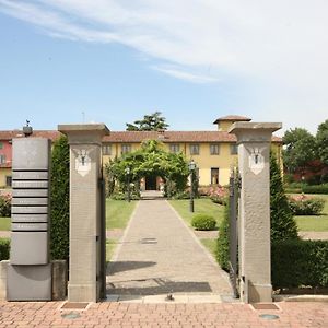 Bes Hotel Bergamo Cologno Al Serio Cologno al Serio Exterior photo