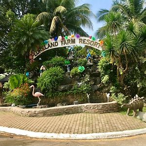 Loreland Farm Resort Antipolo Exterior photo