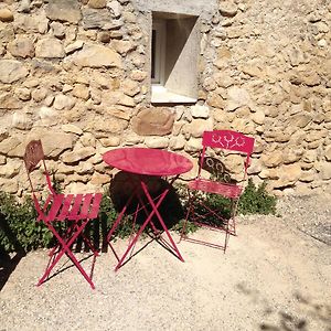 Chambre d'hôte Geiko Cabrieres-d'Aigues Exterior photo