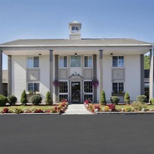 Americas Best Value Inn East Greenbush Exterior photo