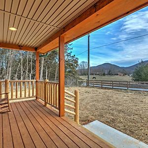 Quiet Shenandoah Cabin With Porch And Pastoral Views! Exterior photo
