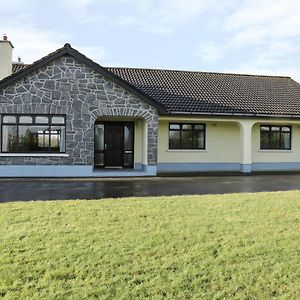 Castle View Oughterard Exterior photo