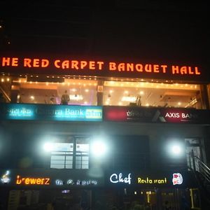 Red Carpet Gorakhpur Exterior photo