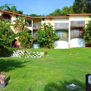 Studio En Bord De Mer A Sainte Anne 25 M² Avec Jardin Caritan Exterior photo