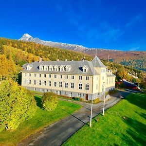 Solhov, Castle Of The Lyngen Alps Lyngseidet Exterior photo