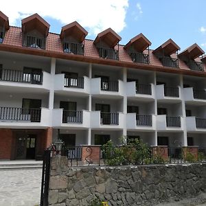 Hotel Iveria Abastumani Exterior photo