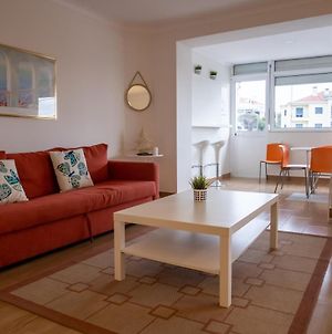 Spacious And Sunny Apartment - 10 Min From The Sea Estoril Exterior photo