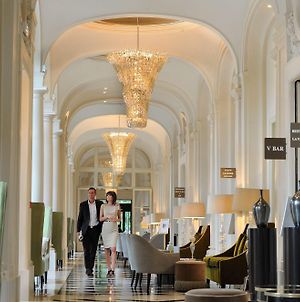 Waldorf Astoria Versailles - Trianon Palace Versalhes Interior photo