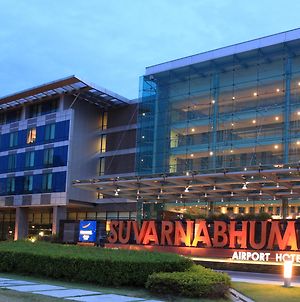 Novotel Bangkok Suvarnabhumi Airport Banguecoque Exterior photo