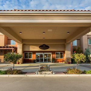 The Oaks Hotel & Suites Paso Robles Exterior photo