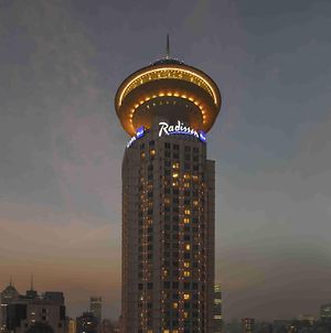 Radisson Blu Hotel Shanghai New World Xangai Exterior photo