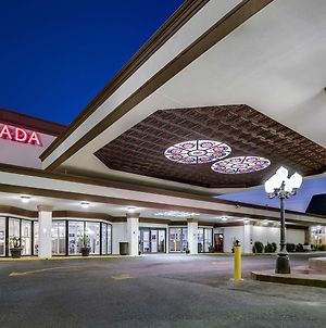 Ramada By Wyndham Metairie New Orleans Airport Exterior photo
