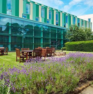 Courtyard By Marriott London Gatwick Airport Crawley (West Sussex) Exterior photo