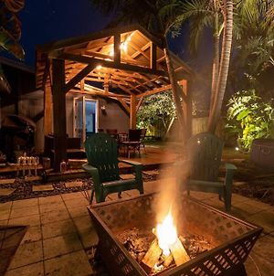 Mile To Sand Hottub King Pooltable Firepit Deerfield Beach Exterior photo