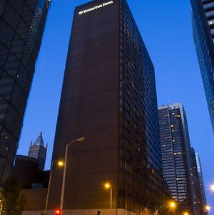 Doubletree By Hilton Chicago Magnificent Mile Exterior photo
