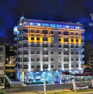 Grand Atakum Hotel Samsun Exterior photo