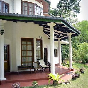 Pearl House Kandy Exterior photo