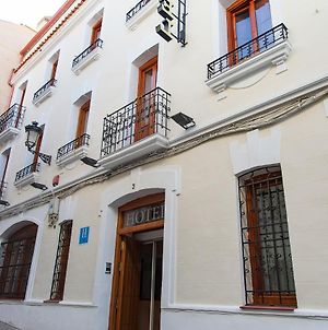 Hotel Castilla Cáceres Exterior photo