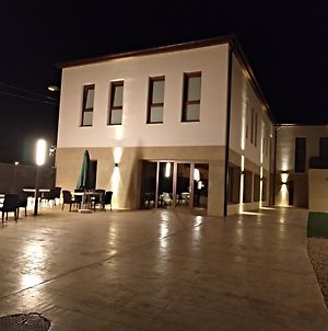 Hotel Entrerailes Casalarreina Exterior photo