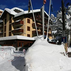 Hotel Alpina Madonna di Campiglio Exterior photo