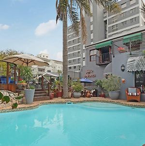 40 Winks Guest House Green Point Cidade Do Cabo Exterior photo