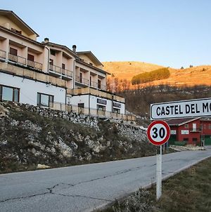 Albergo Parco Gran Sasso Castel del Monte (Abruzzo) Exterior photo