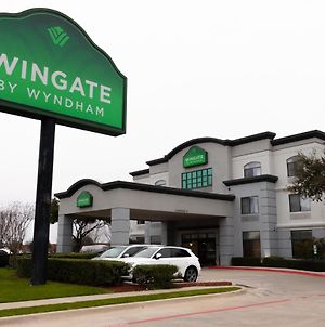 Wingate By Wyndham - Dfw North Irving Exterior photo